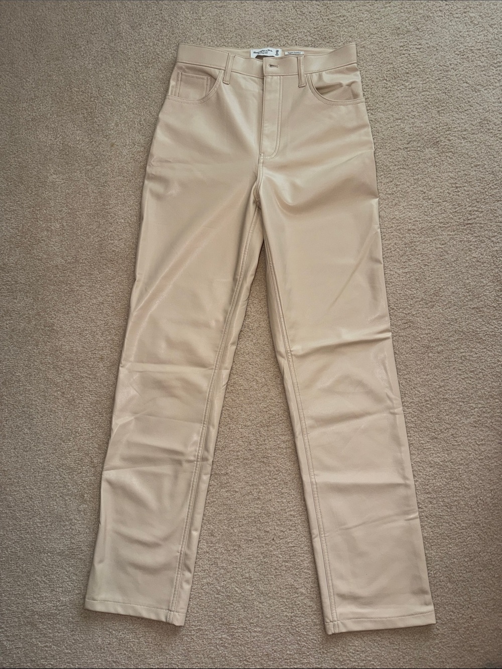 Abercrombie & Fitch 90s Straight Leg Vegan Leather Pants in Light Beige 6L